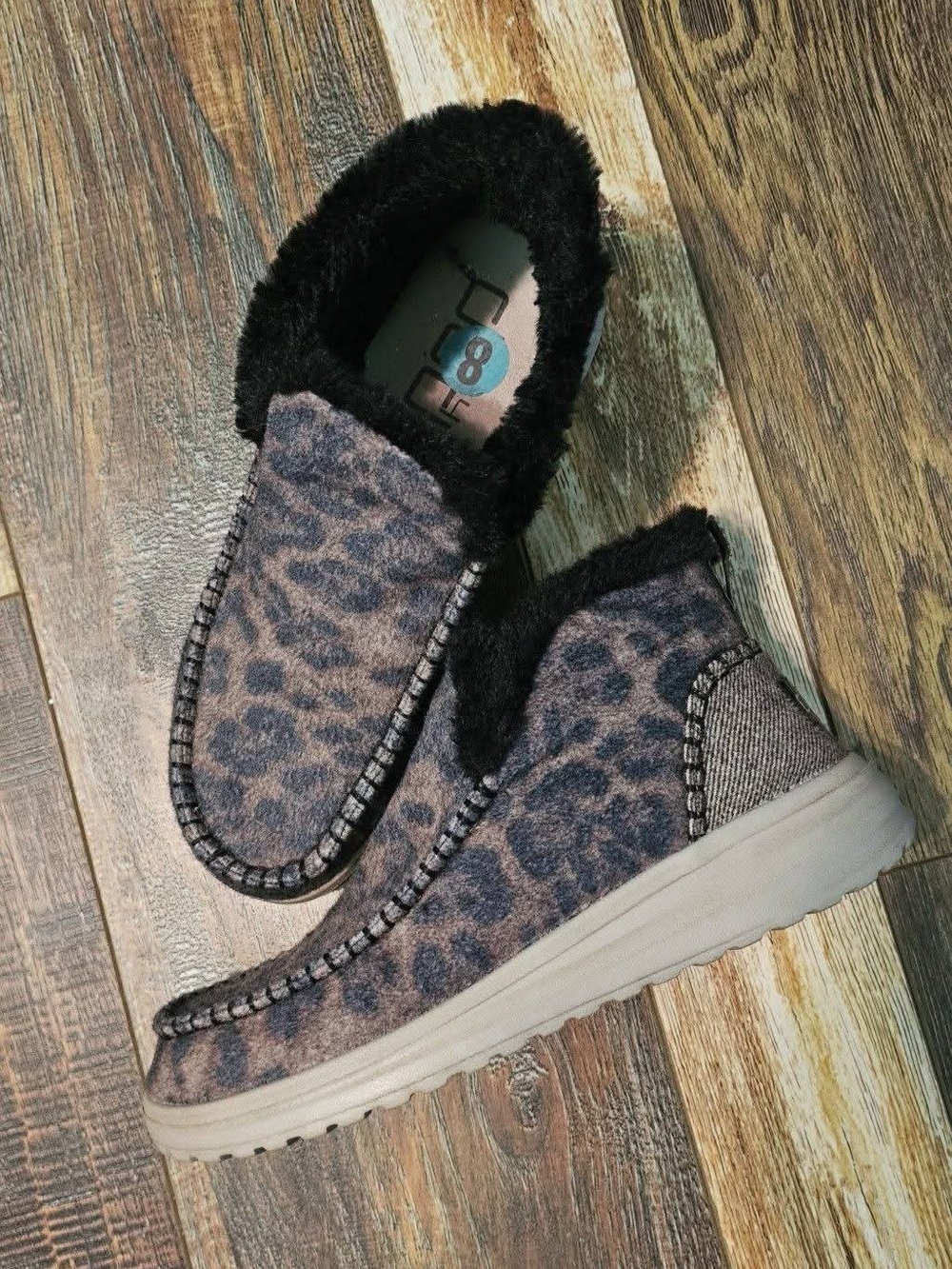 Hey Dudrs. Cozy Leopard Print Women's Slip-On Boots - Black Faux Fur